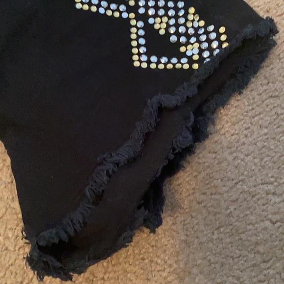 H&M Shorts - Picture 9 of 9